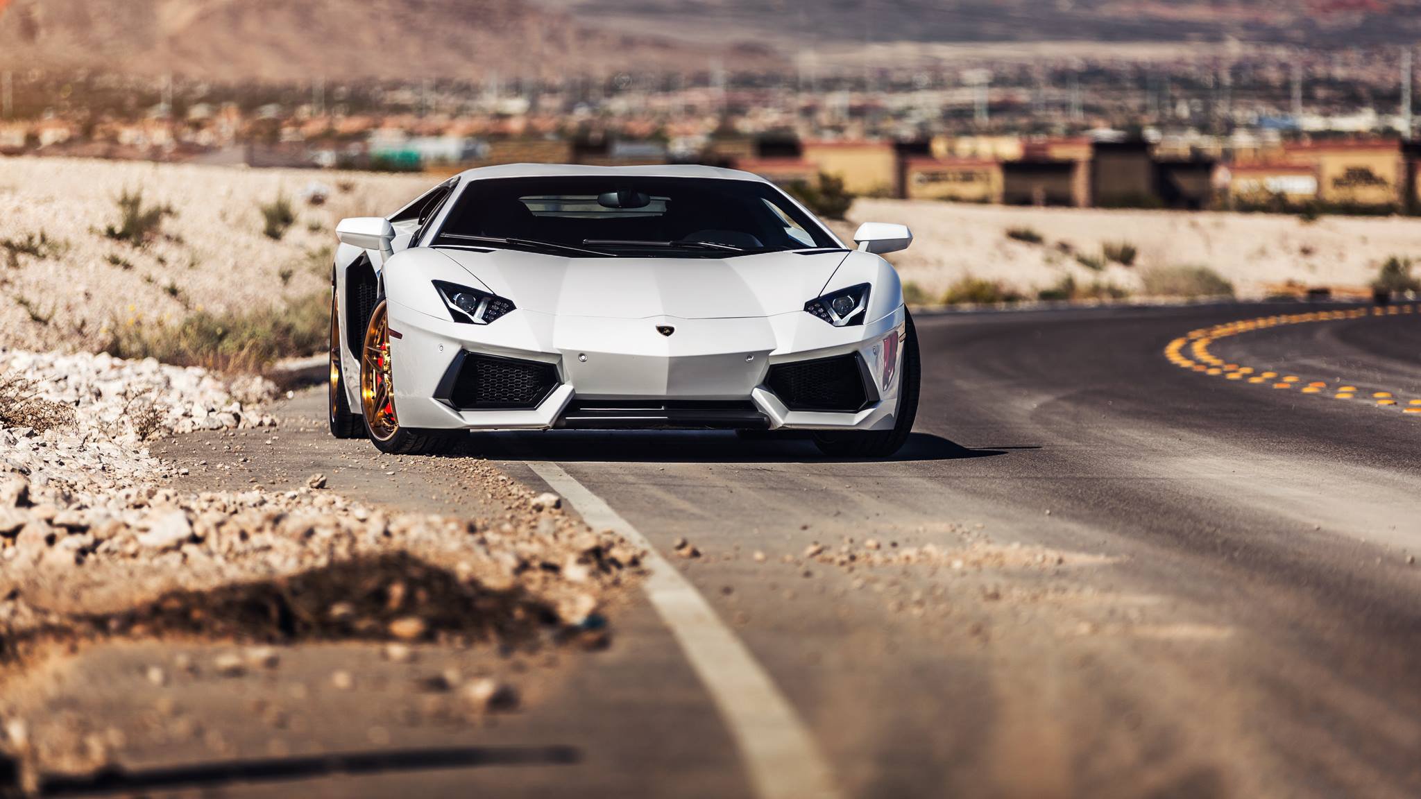 lamborghini aventador lp700-4 b-forged wheels road white supercar front desert