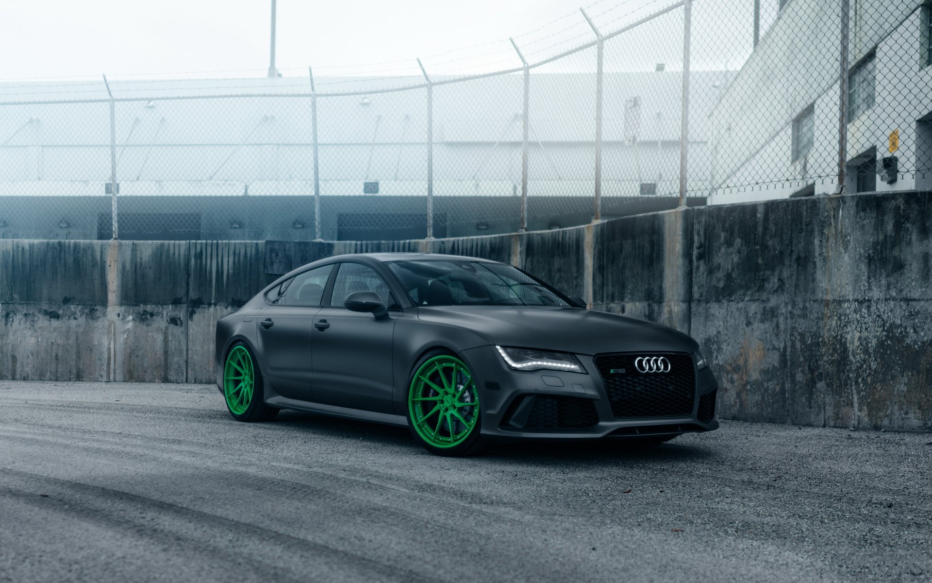 audi rs7 samochód