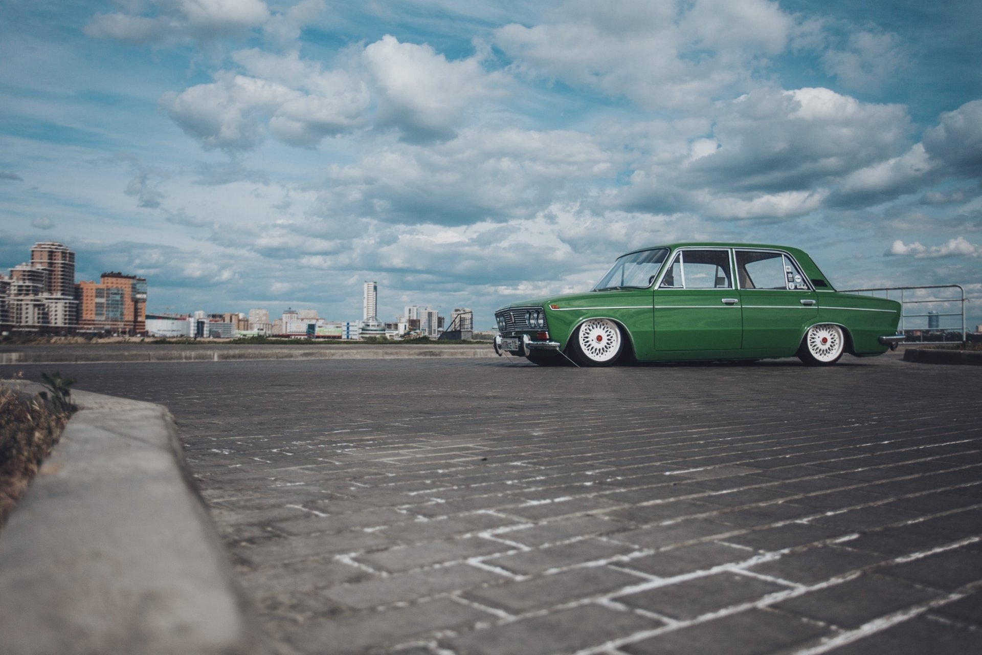 lada lada position classic