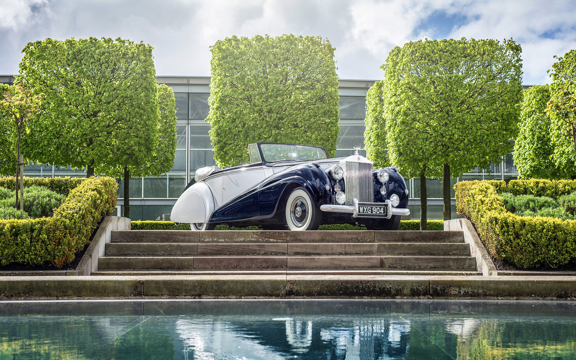 1952 rolls-royce silver dawn drophead roll