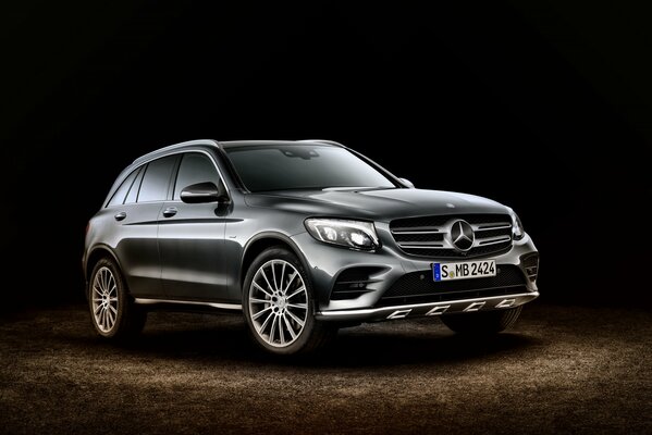 New 2015 Mercedes-Benz