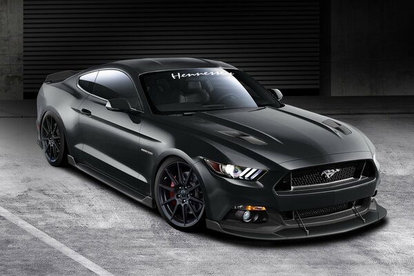 Ford Mustang negro hennesey hpe 700, vista frontal