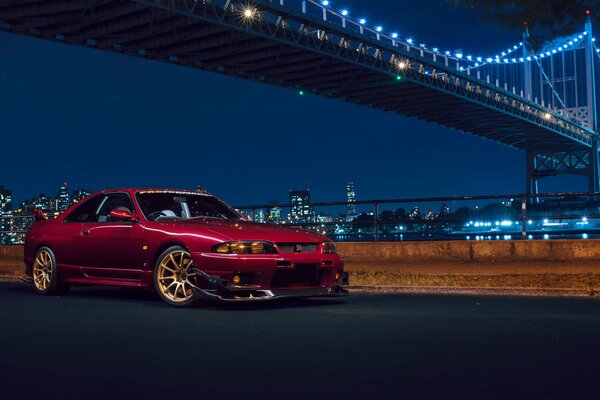 Coche deportivo rojo en nueva York