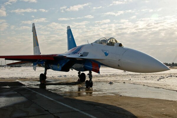 Zdjęcie myśliwca Rosji na torze