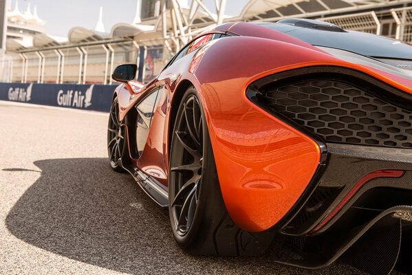 Mclaren bereitet sich auf die Rennstrecke vor