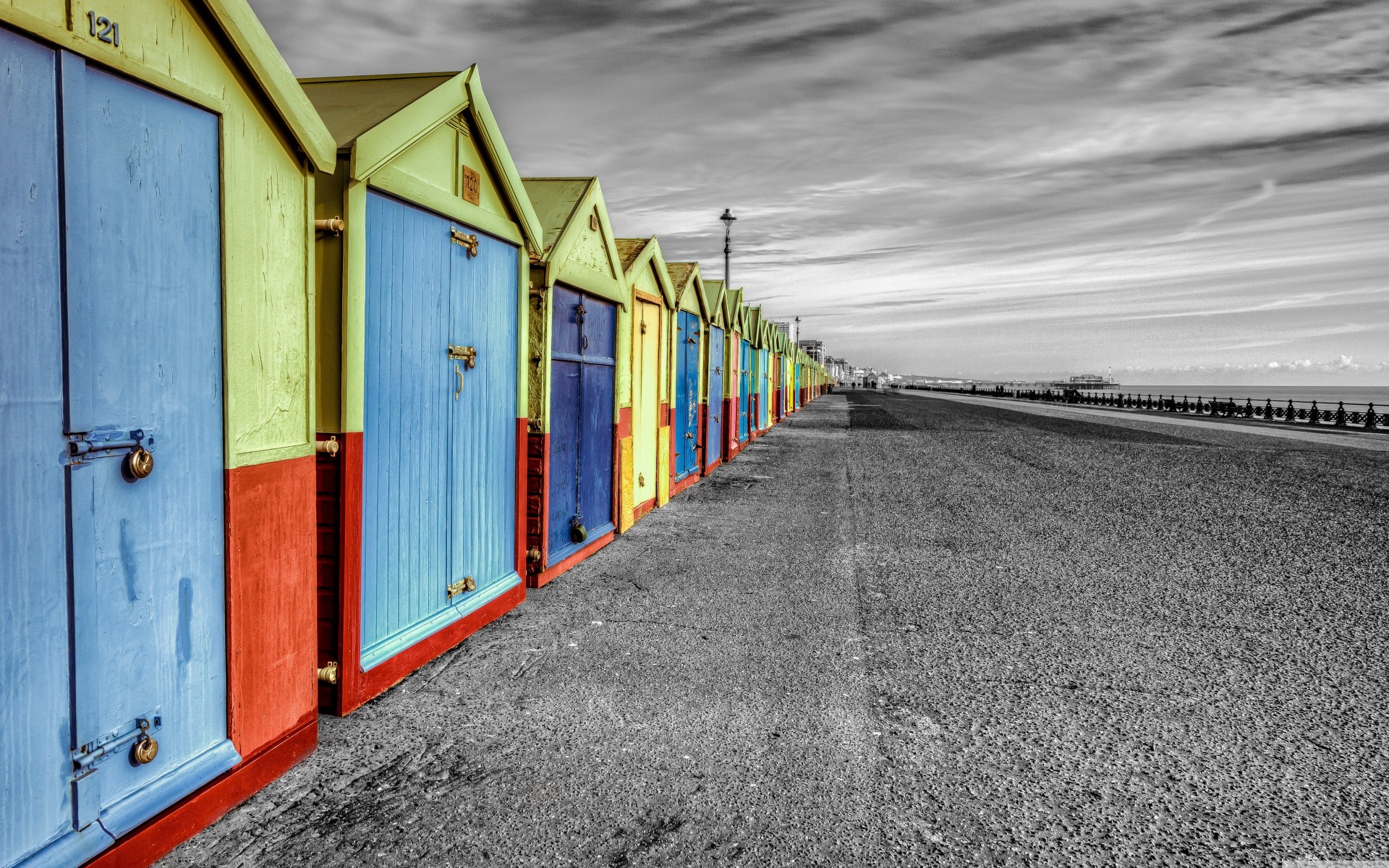 multicolore molo vacanza inghilterra nuvole brighton architettura mare capanne