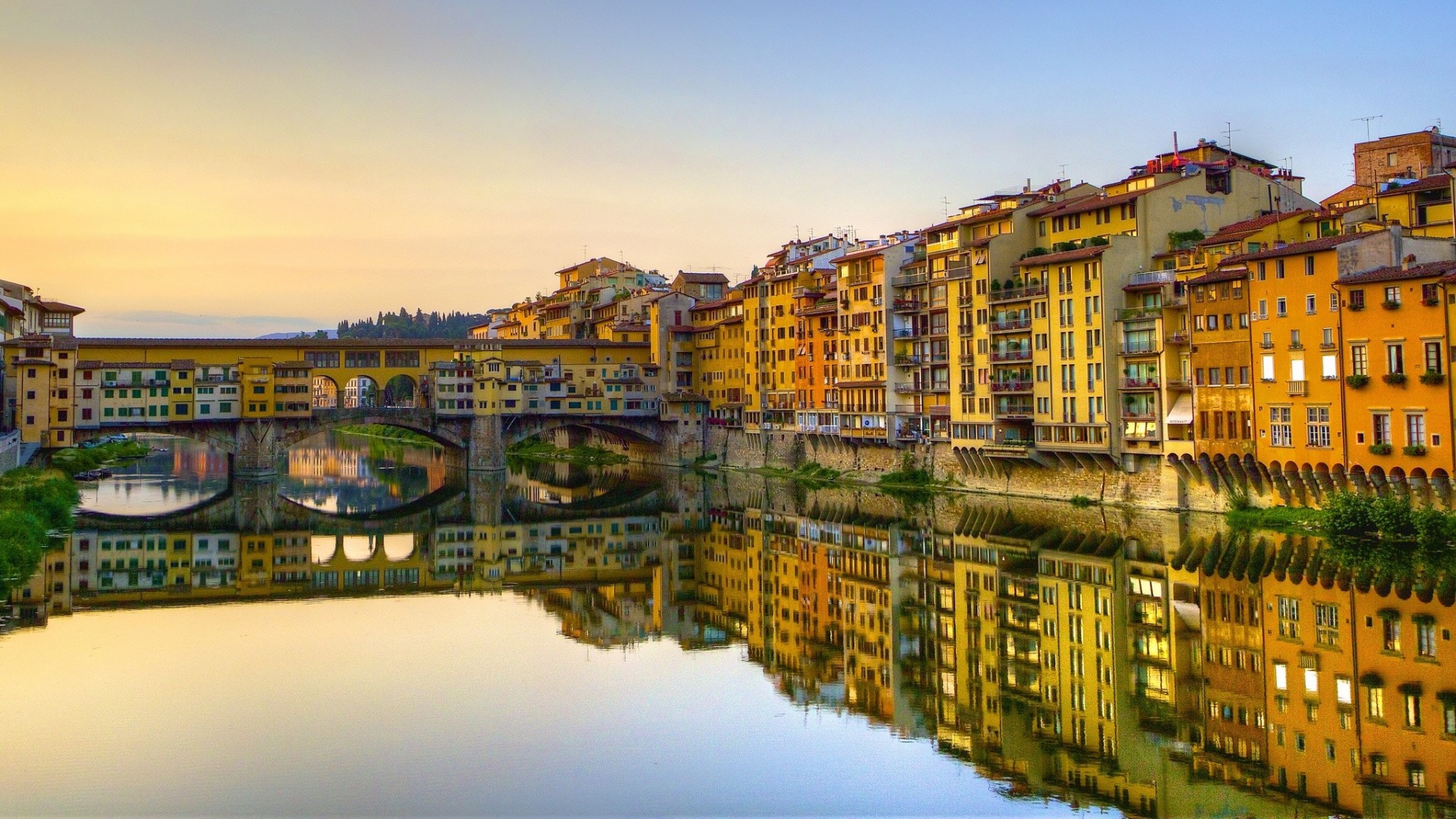 italien fluss reflexion brücke florenz gebäude arno-fluss vasari-korridor ponte vecchio