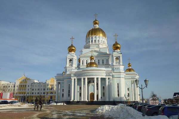 Die Heilige Kathedrale in Saransk