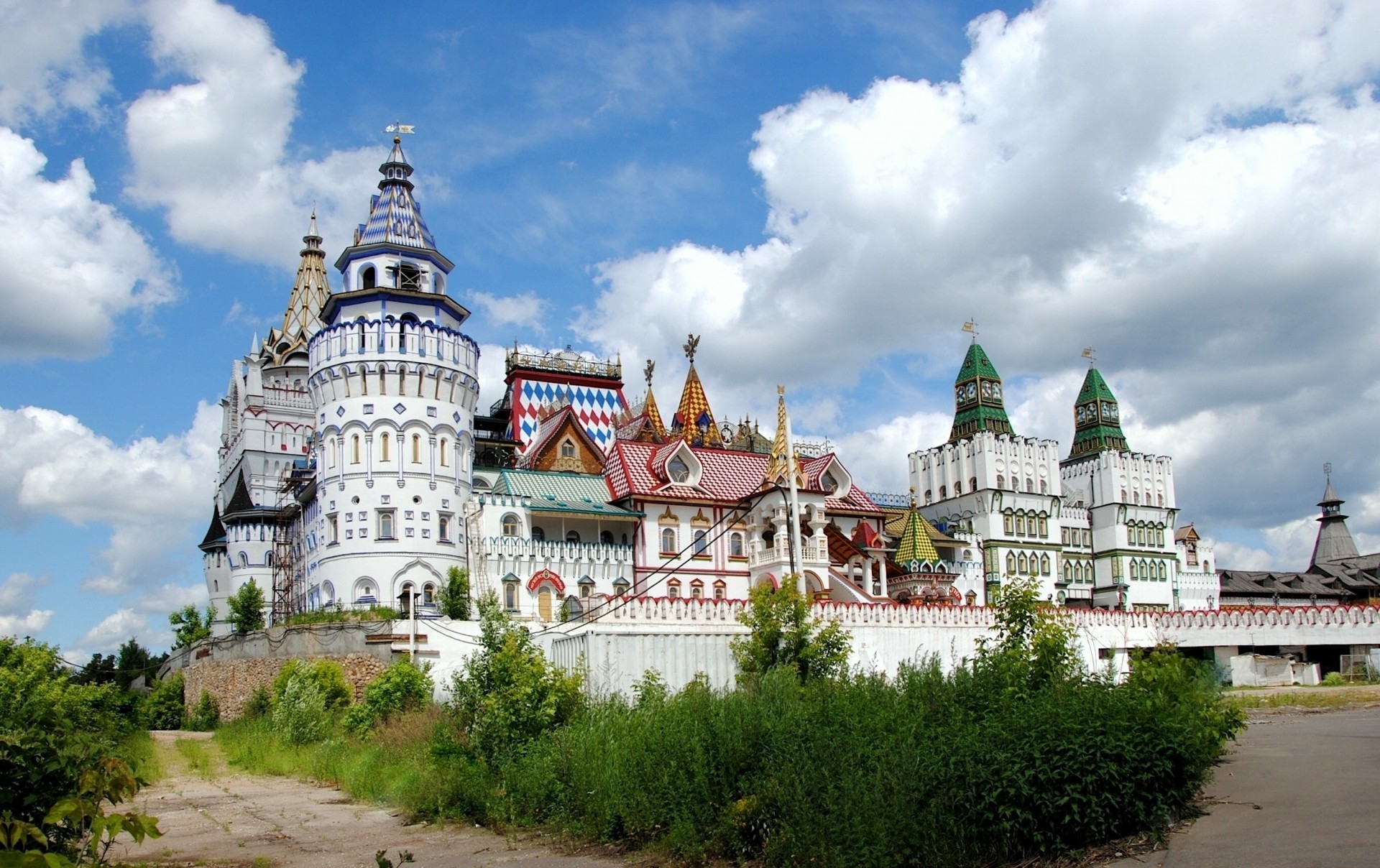 lock wallpaper the kremlin town of the dome wall