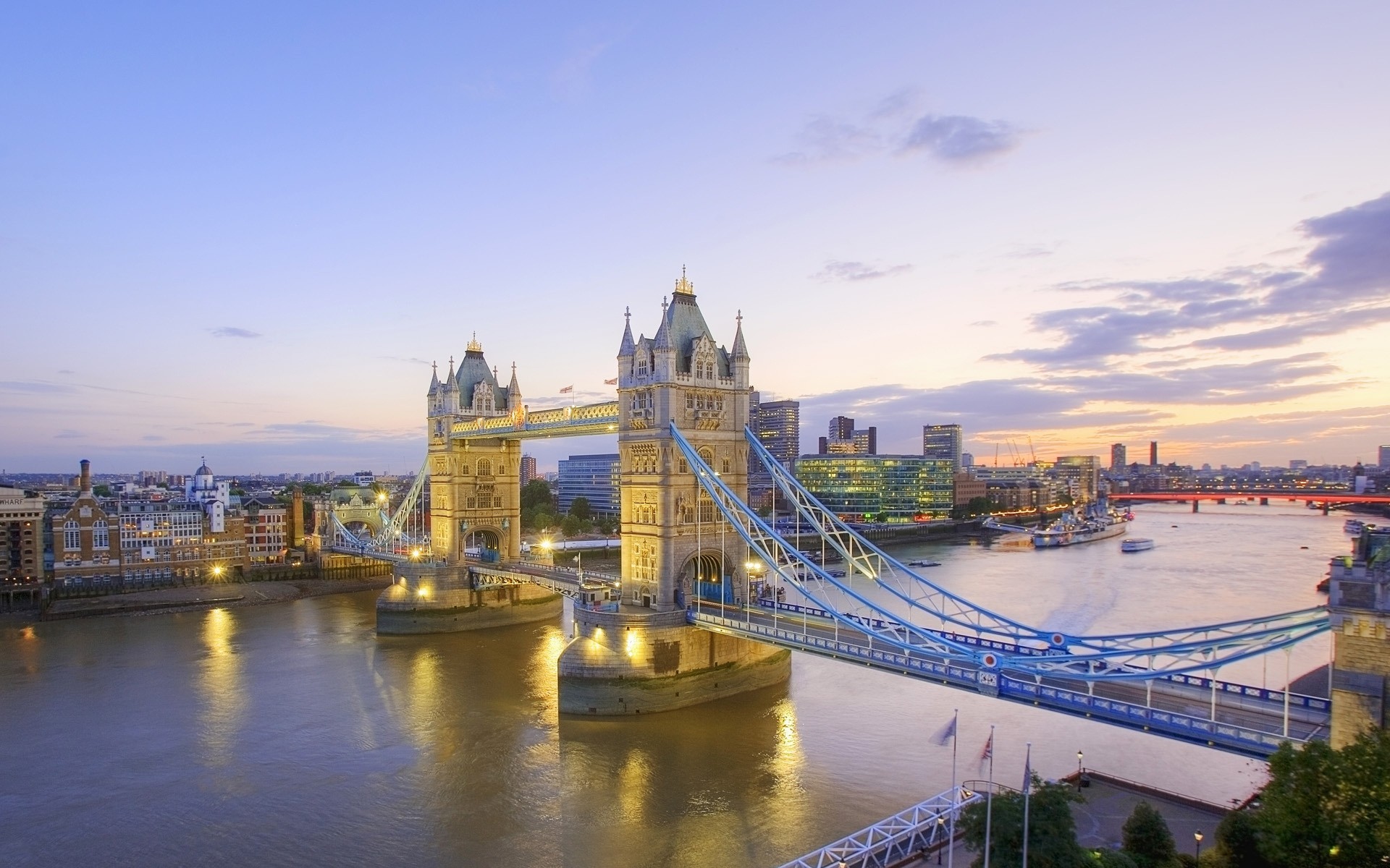 themse london tower bridge