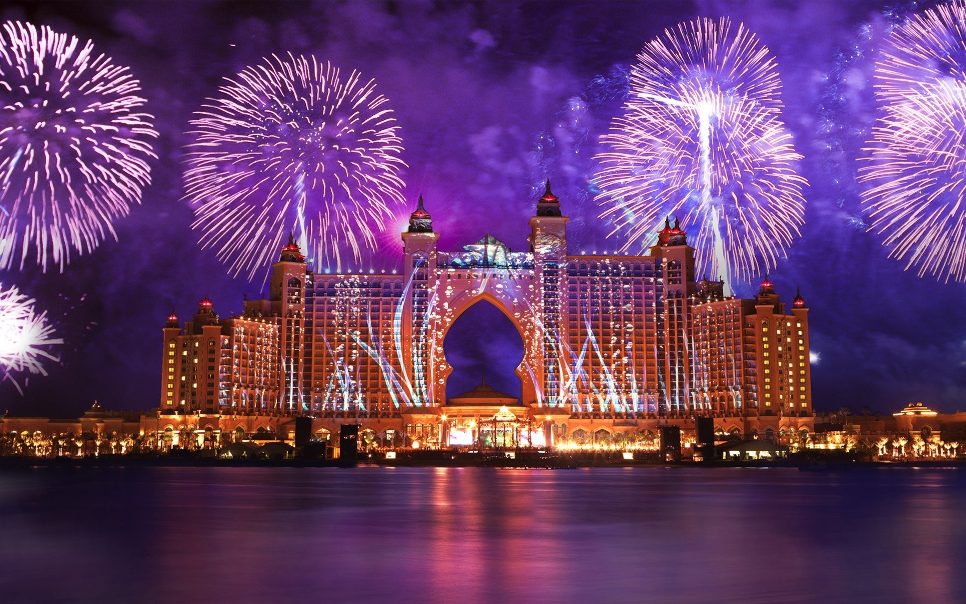 dubaï atlantis the palm feux d artifice eau