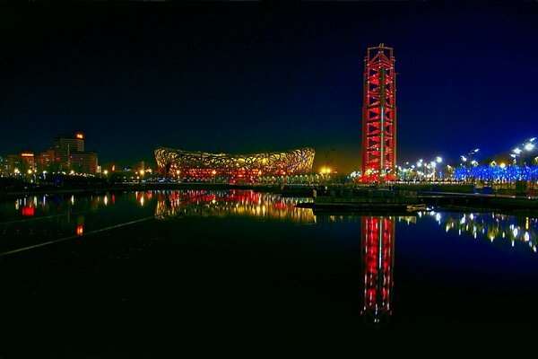 Pékin sur la rive opposée et son reflet dans l eau