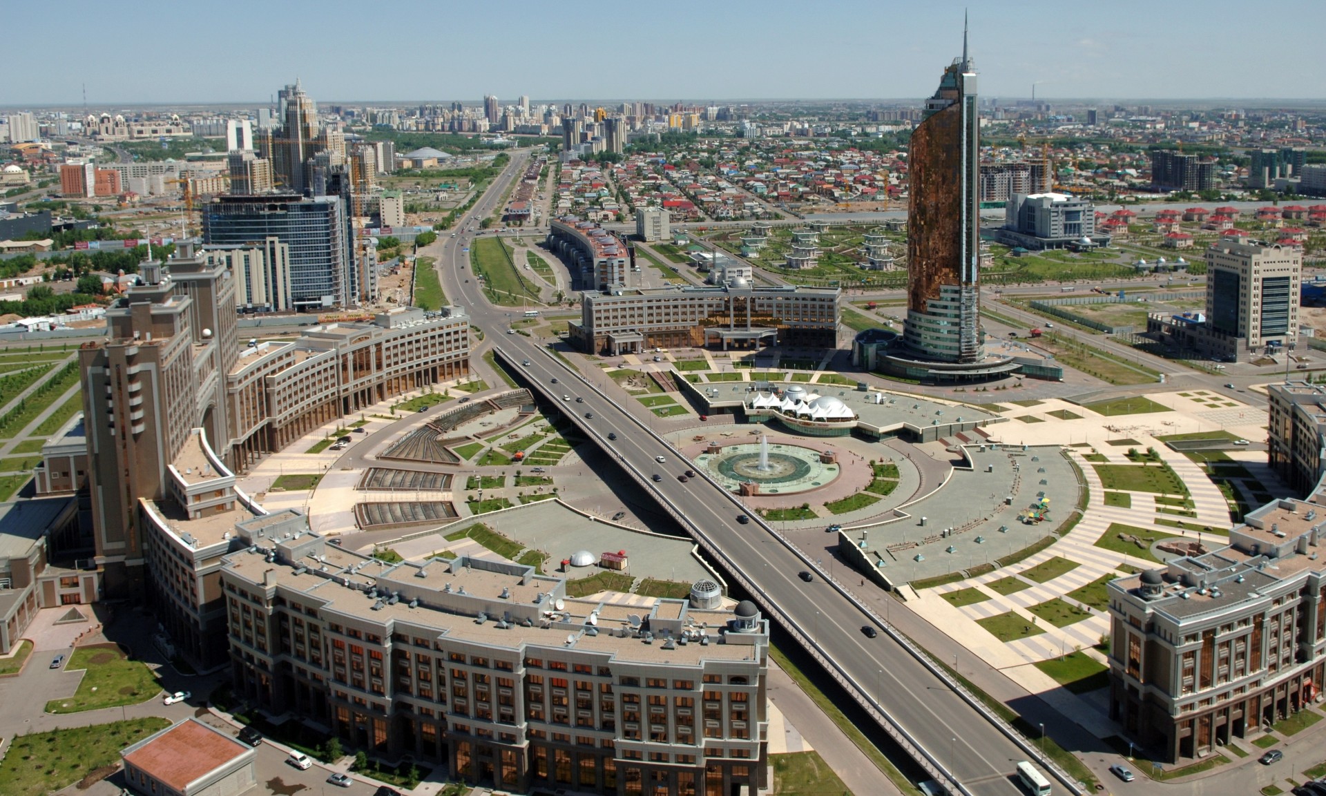Площади современных городов