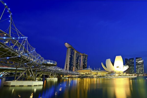 El puente Marina bay sands en Singapur