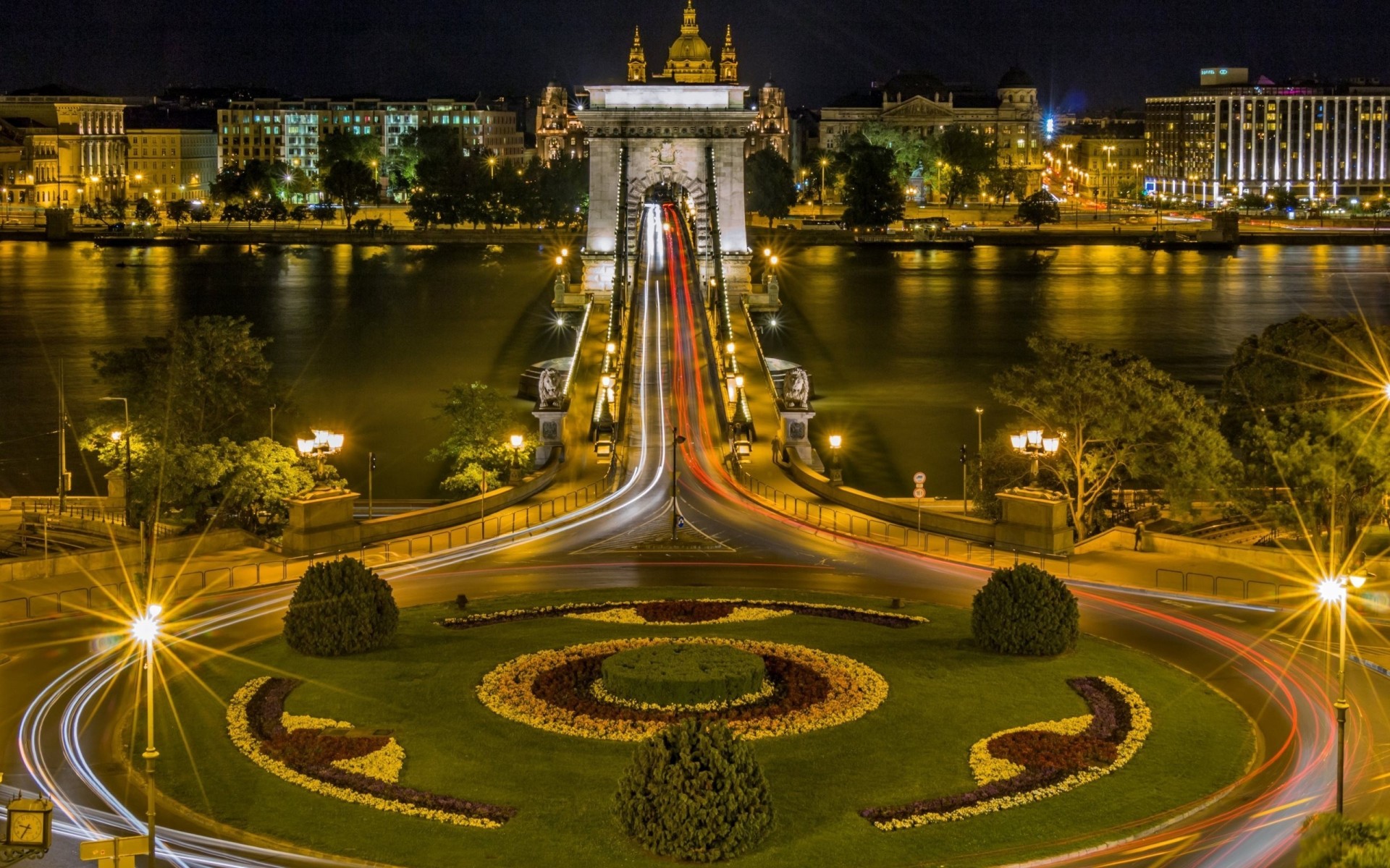 tour pont phares nuit ville