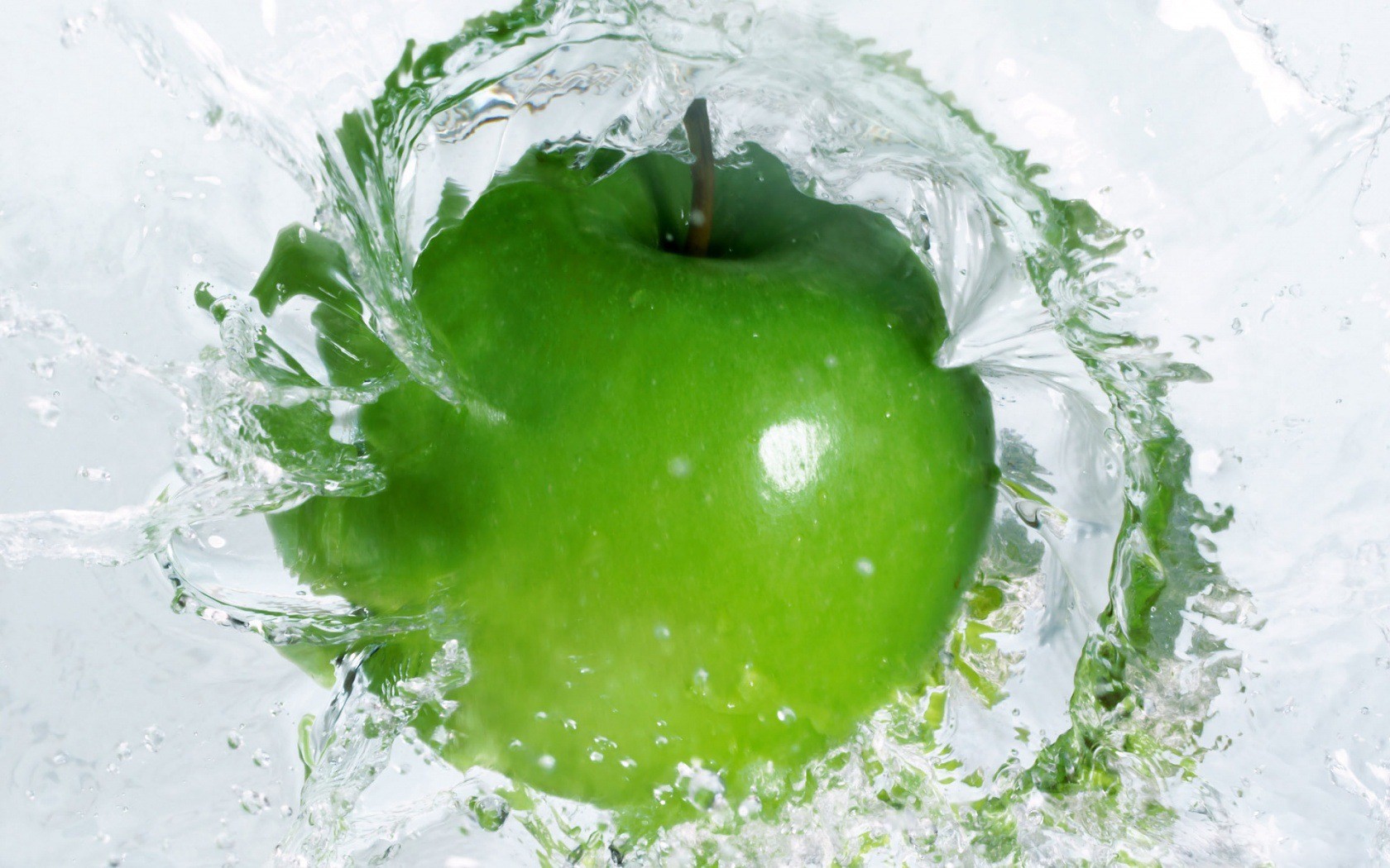 яблоко вода зеленый