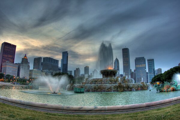 Fountains and skyscrapers of Chicago at night