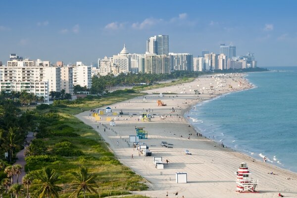 Ich möchte mich am Strand in Miami sonnen