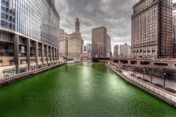 Schöne Gebäude an der Strandpromenade in Chicago