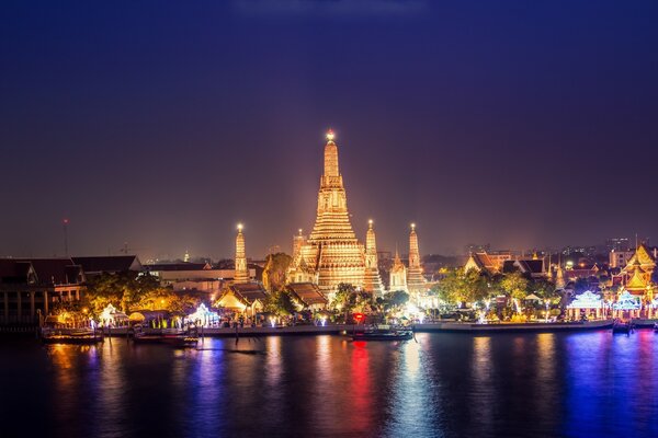 Illuminazione luminosa della Thailandia