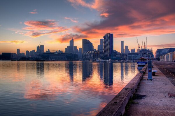 Tramonto nella città australiana di Melbourne