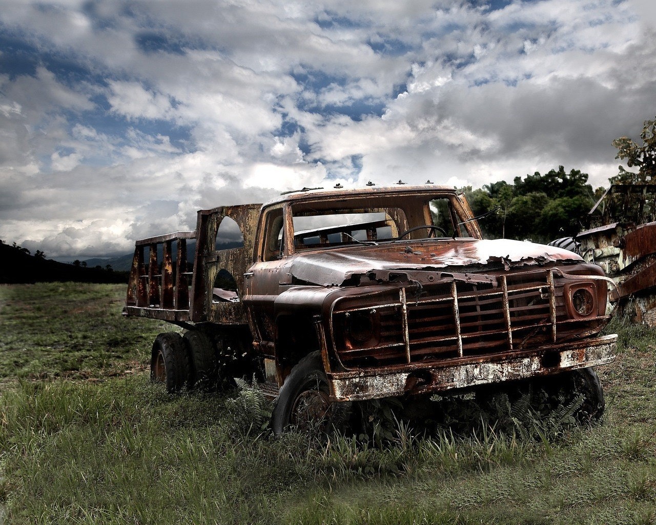 adness old age machinery truck