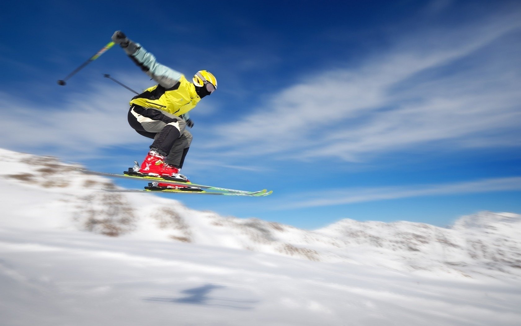 sciatore velocità salto inverno sci estremo neve montagna discesa volo sport movimento