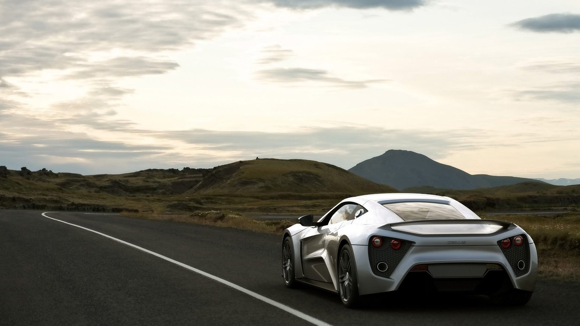 серебро zenvo st1 дорога зенво серебряный