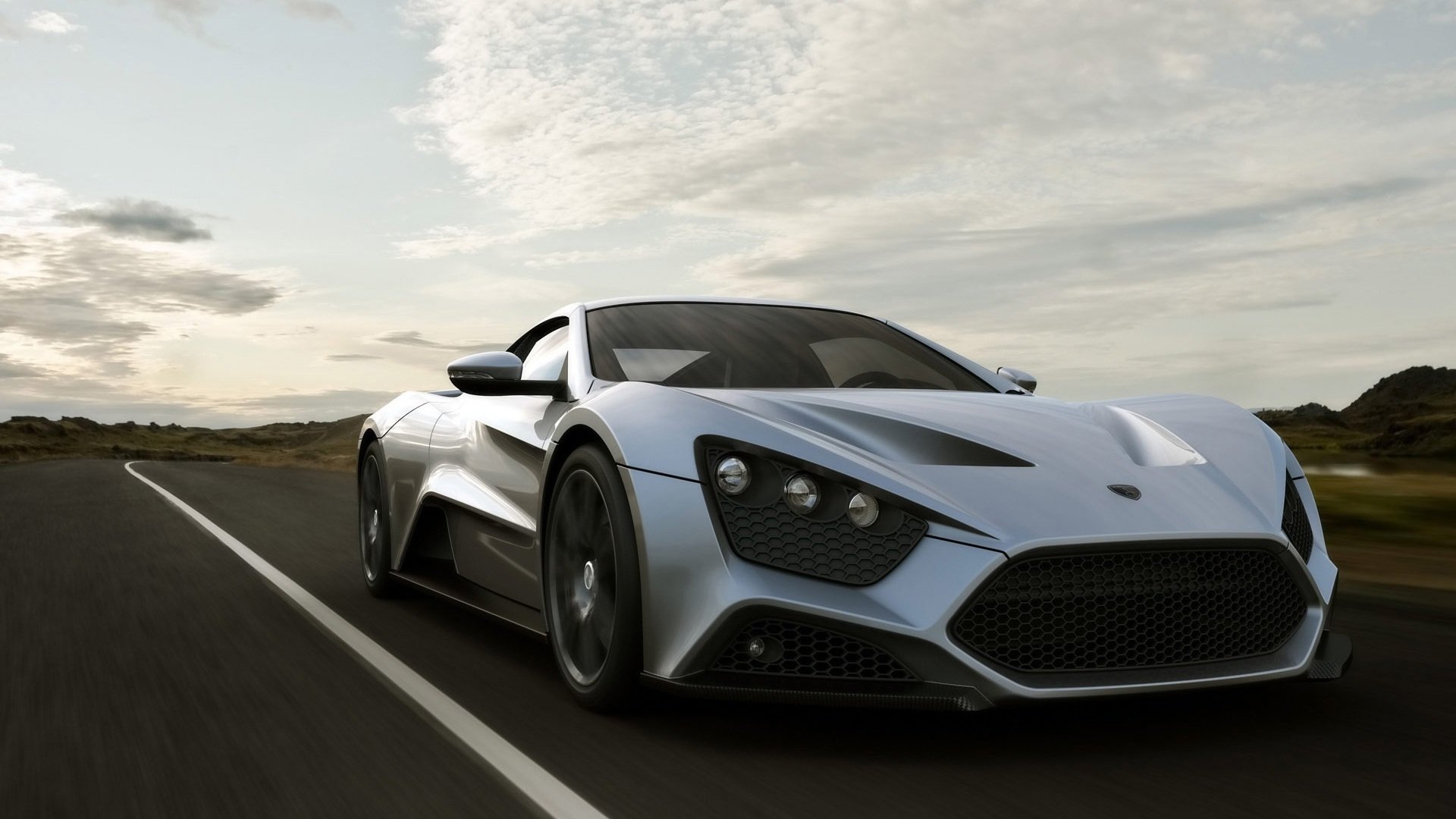 ilver zenvo st1 road zenvo silver