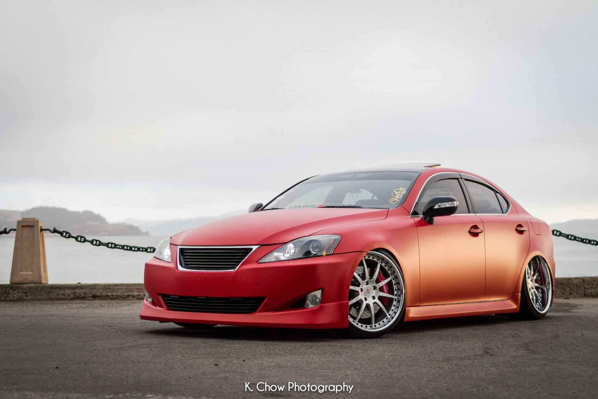 lexus is niedrig