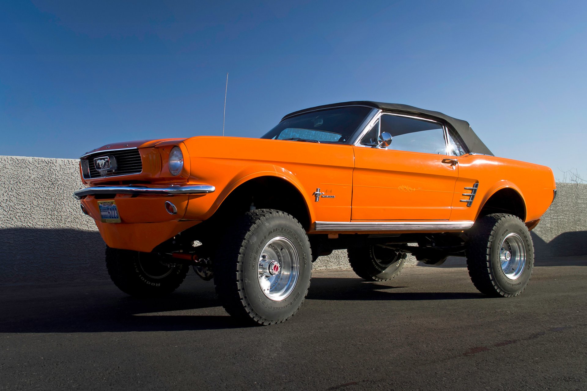 ford mustang muscle-car front