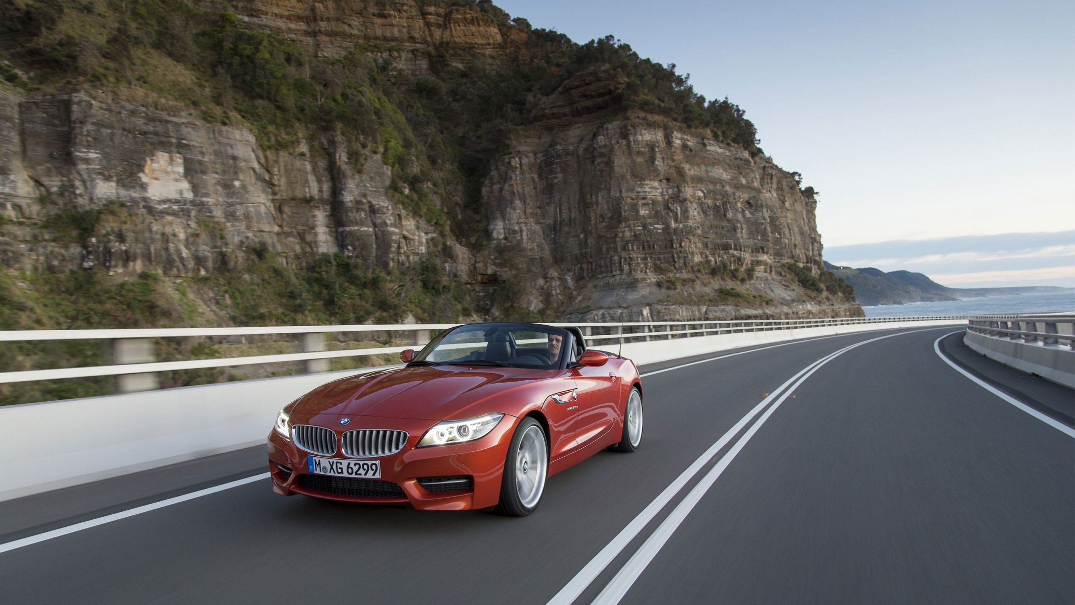 bmw z4 решетка кабриолет дорога пейзаж гора