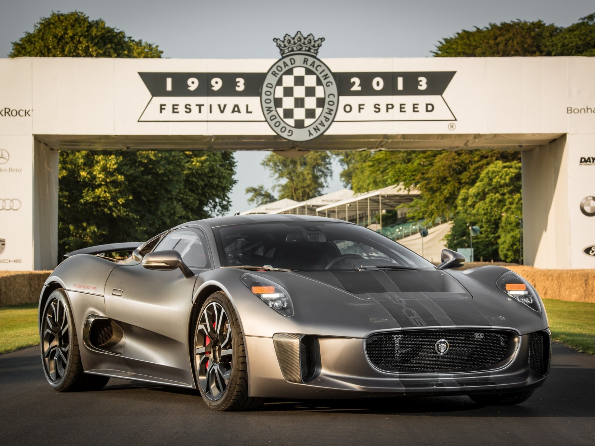 jaguar c-x75 ibrido supercar 2014