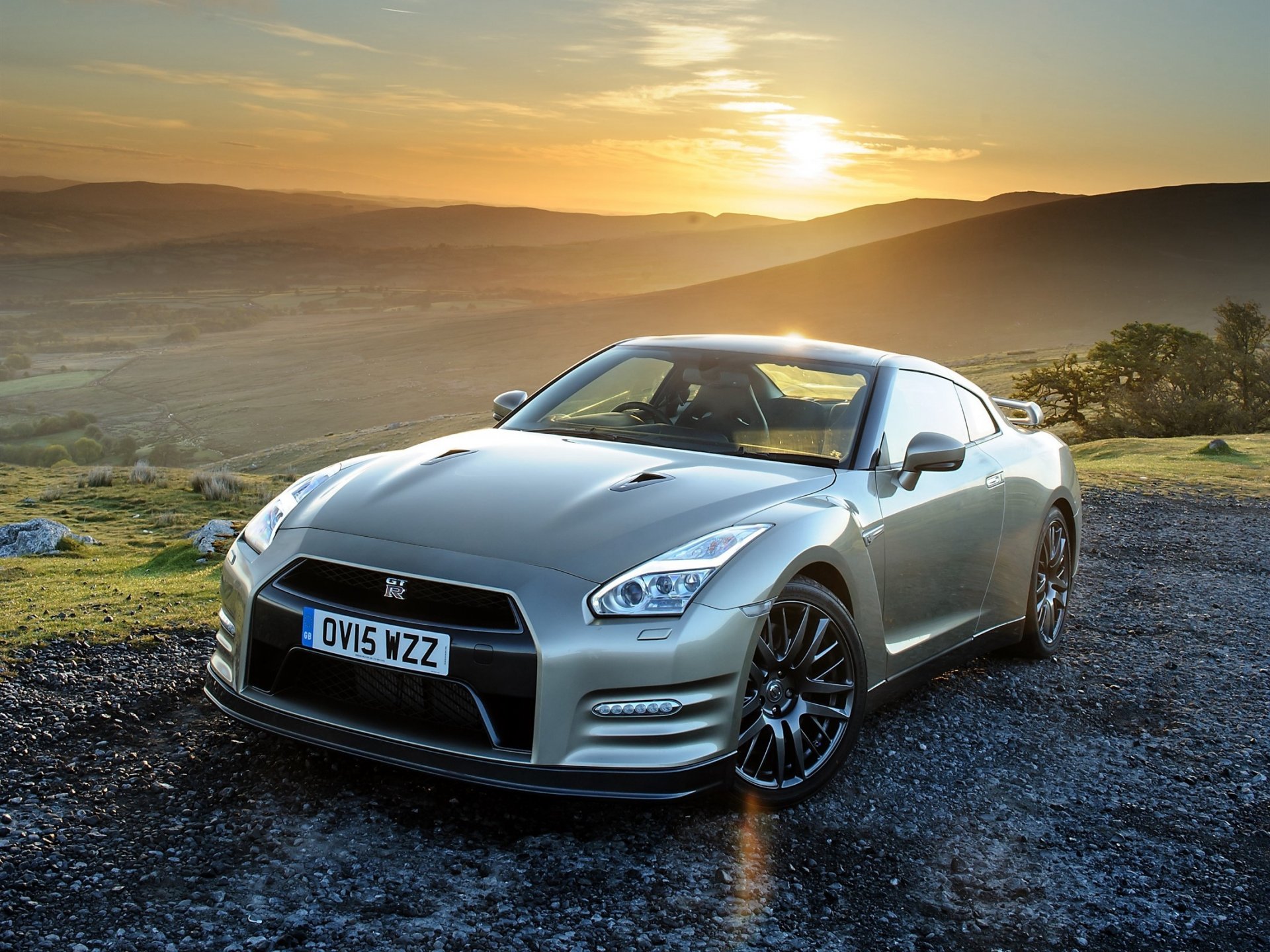 2015 г. nissan gt-r 45-летие великобритания-spec r35 ниссан