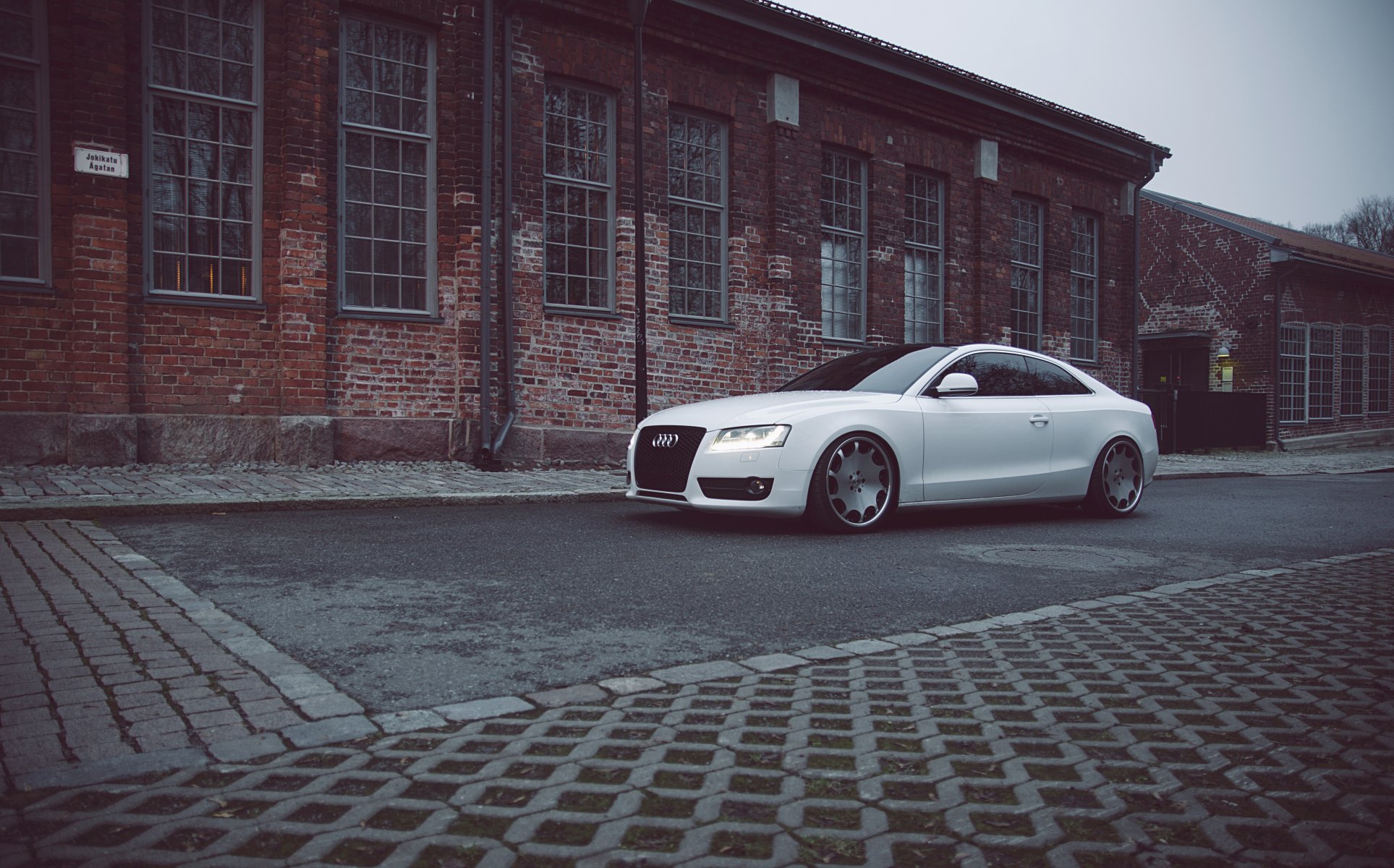 audi s5 белый