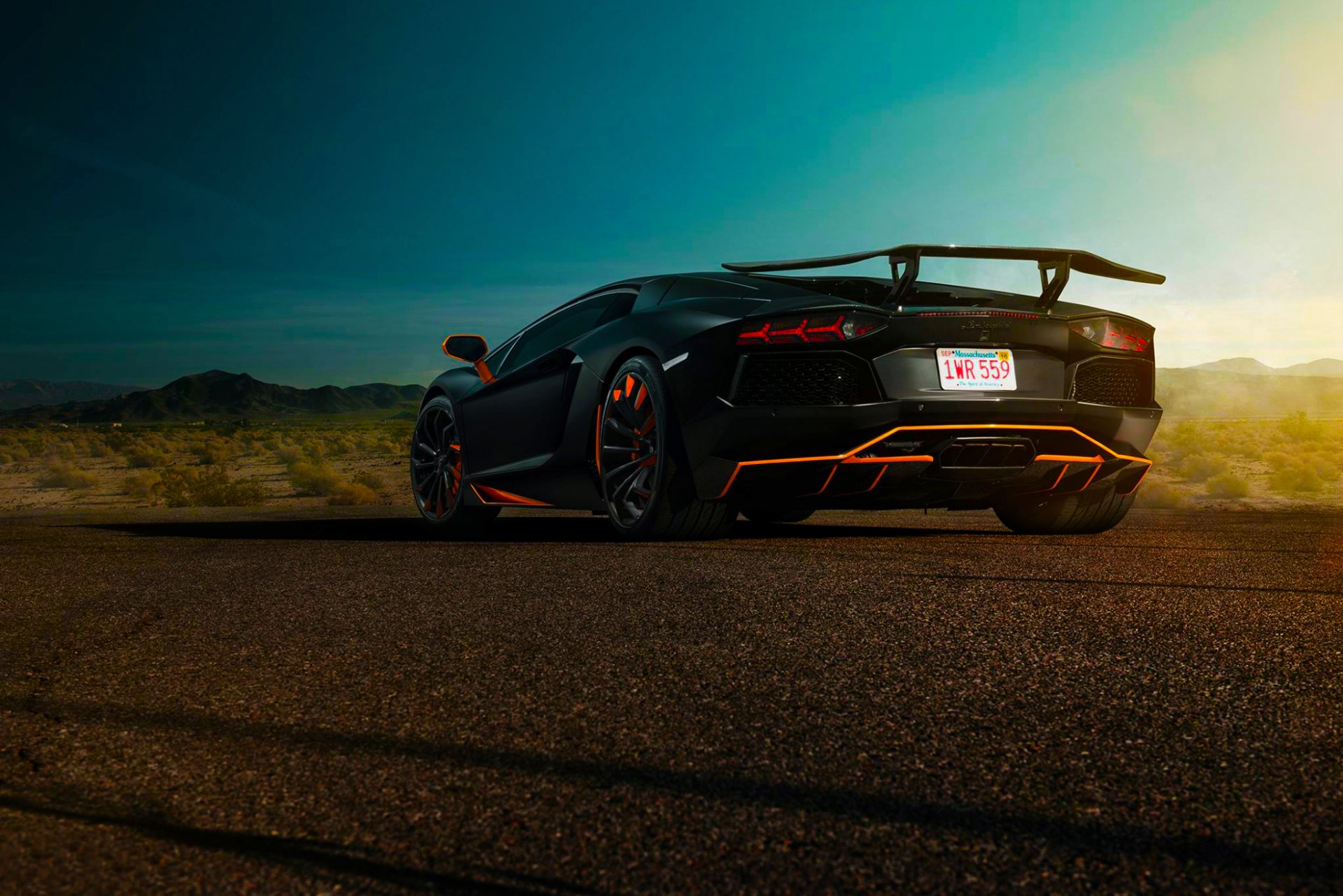 lamborghini aventador lp700-4 schwarz himmel blau sonne spoiler hinten