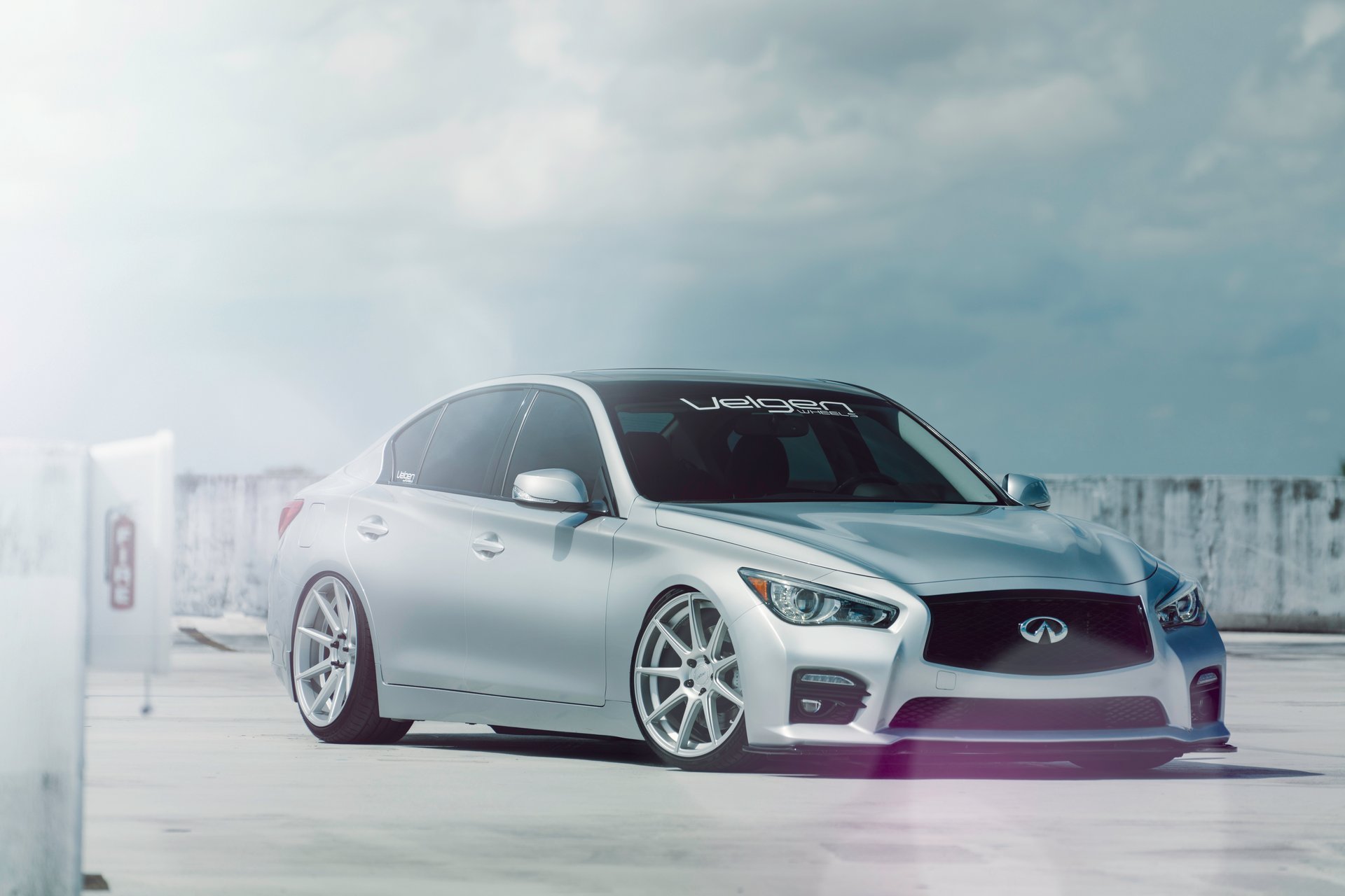 infiniti q50s velgen räder bmb 9 mattsilber