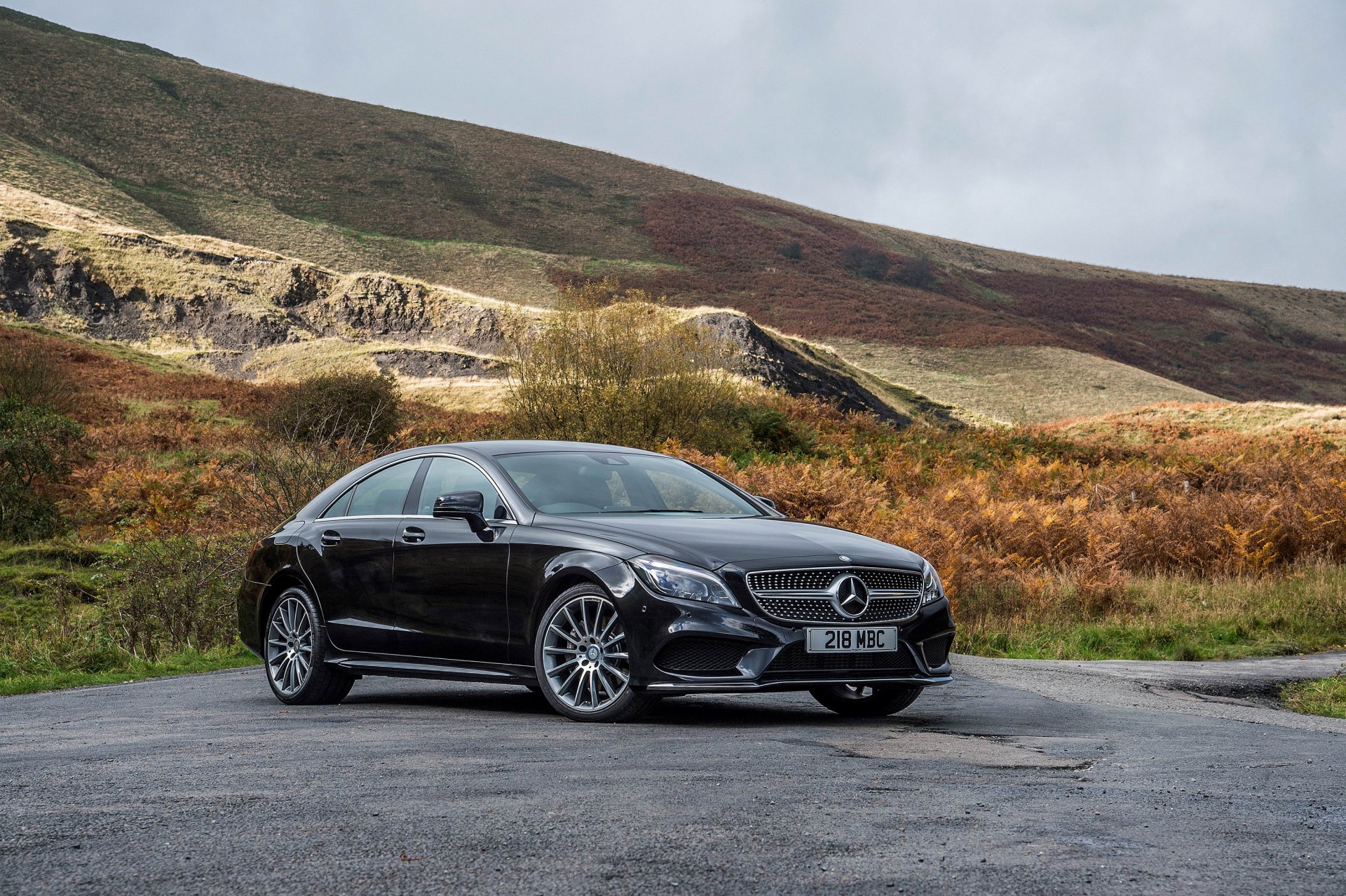 mercedes-benz tuning 2014 cls 350 bluetec czarny metaliczny samochód zdjęcie