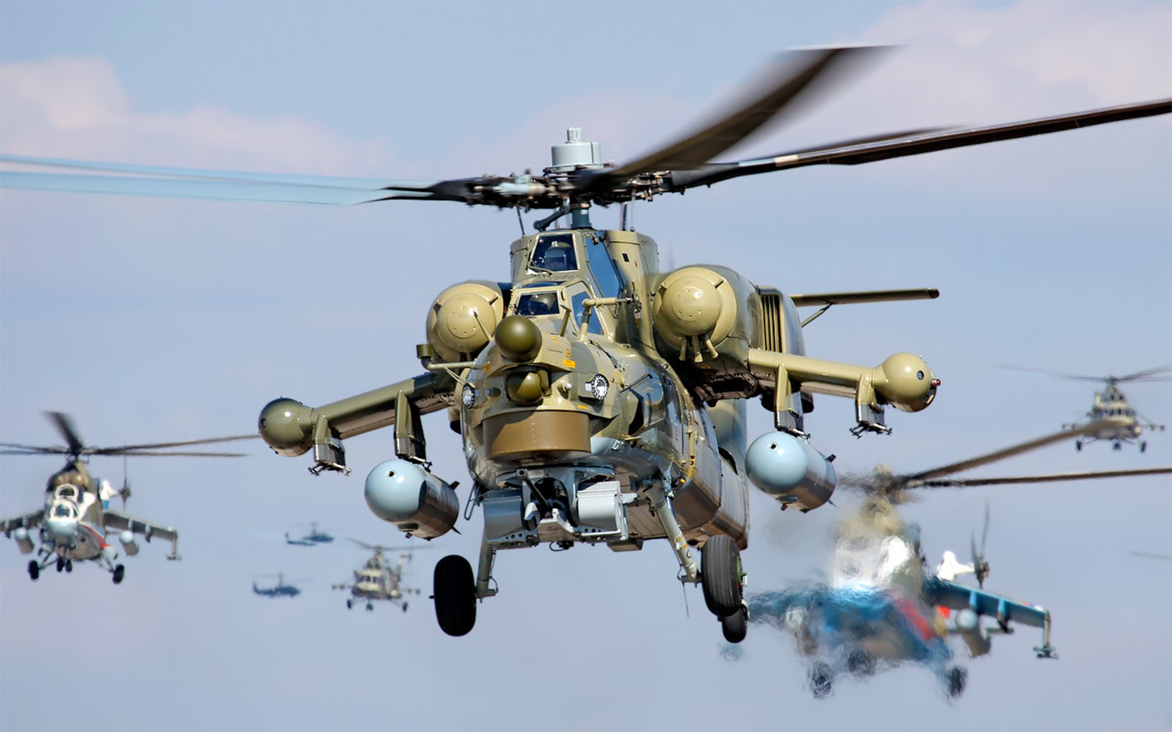 wsparcie z powietrza śmigłowce mi-28 mi-24 eskorta sprzęt wojskowy lotnictwo wojskowe lotnictwo lotnictwo transport lotniczy