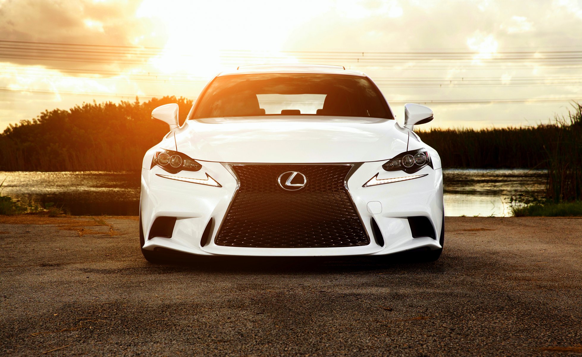 lexus is f sport bianco fossen ruote anteriore