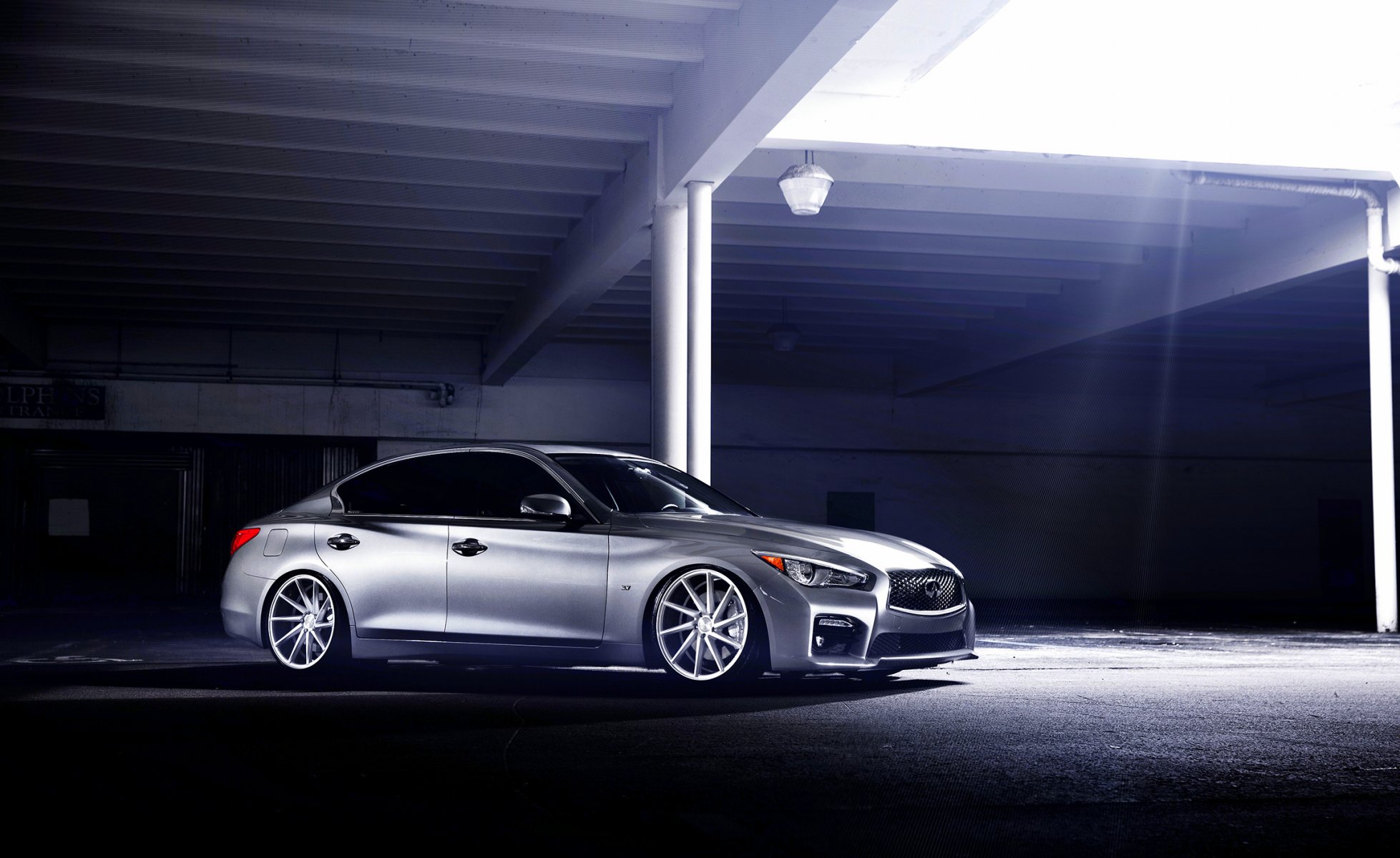 infiniti q50s plata vossen ruedas frente