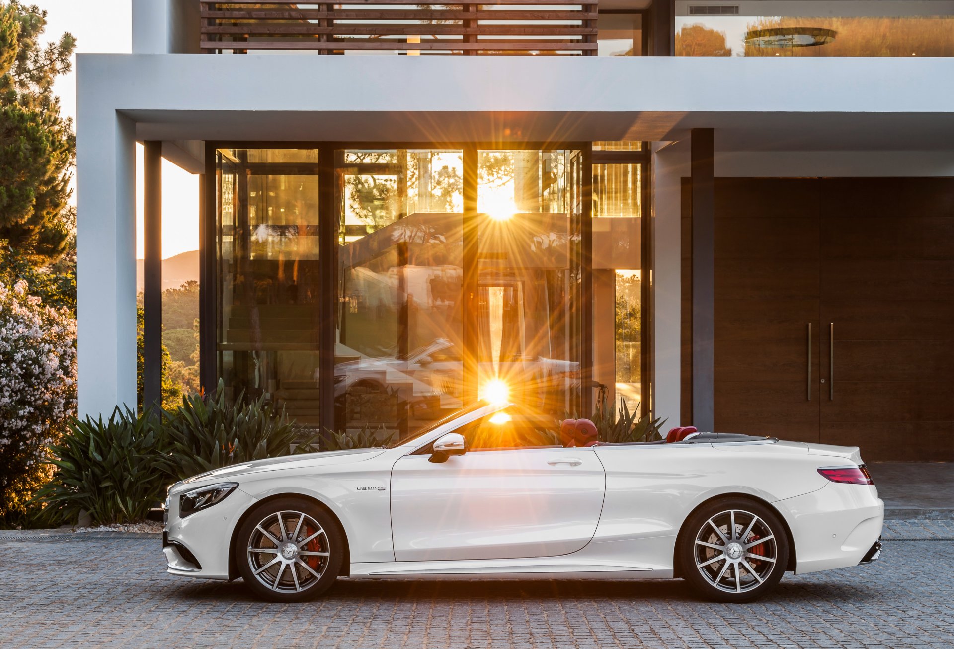 2015 mercedes-benz amg classe s s 63 a217 mercedes convertibile bianco lato sole