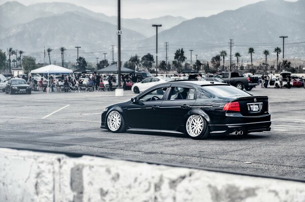 Negro Honda Accord con Tuning paseos por la ciudad