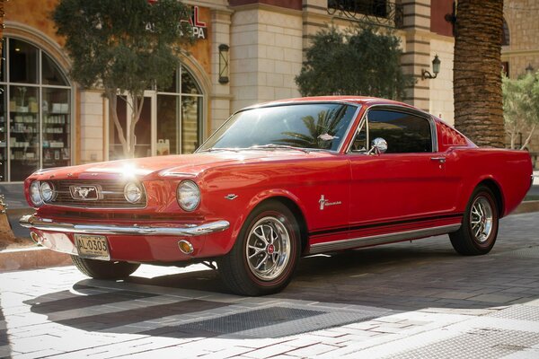 Classico rosso Ford Mustang