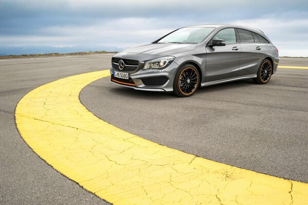 Coolster memercedes-benz, in der Farbe Metall