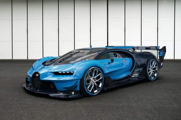 Bugatti 2015 in blau