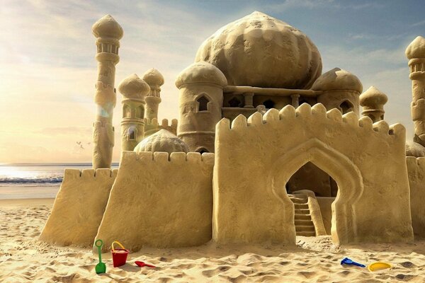 Eine fabelhafte Moschee aus Sand am Meer