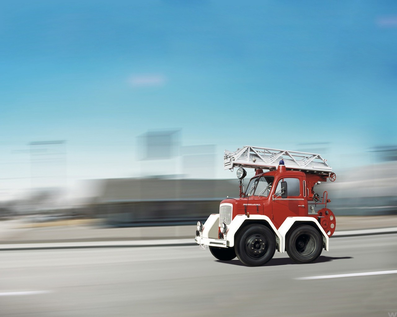 camion micro pompiers