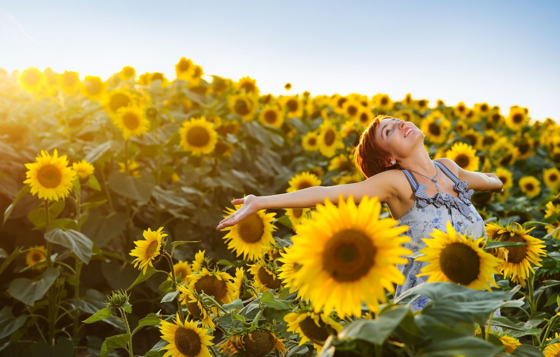 flowers positive joy girl mood widescreen background happiness wallpaper sky sunflowers hands field fullscreen yellow sunflower