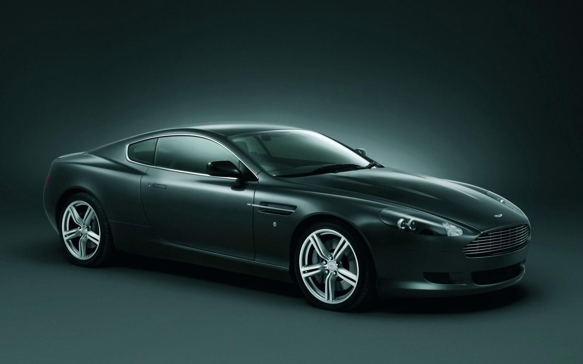 aston martin db9 grafite